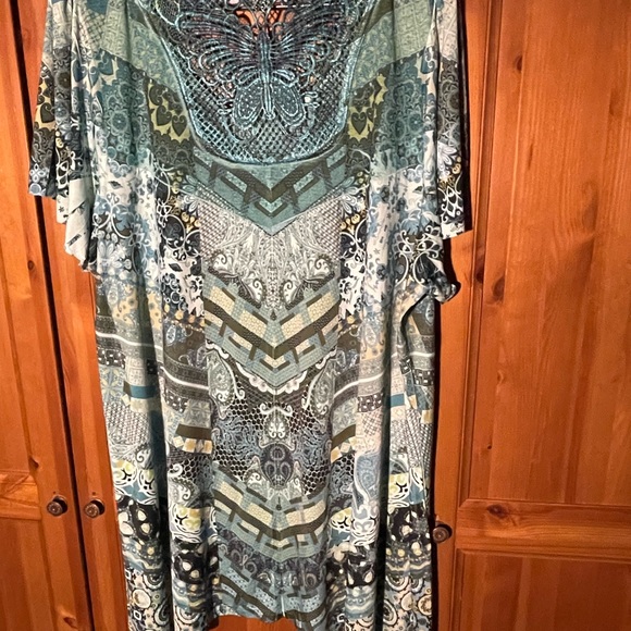 Unity World Wear - Picture 3 of 5